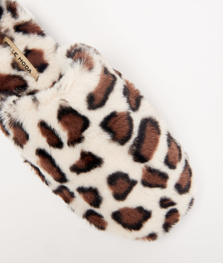 Comfy Slipper - White Leopard